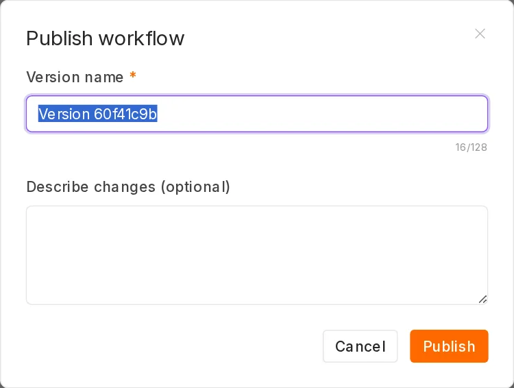 Janela Publish workflow do n8n com o campo Version name preenchido, o campo Describe changes (optional) vazio e os botões Cancel e Publish